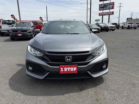 Used 2017 Honda Civic EX image 2