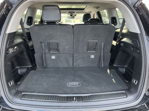 Used 2023 Jeep Grand Cherokee L Limited w/ Black Appearance Package image 26