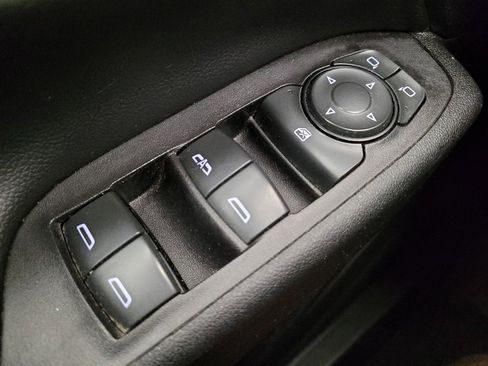 Used 2019 Chevrolet Equinox LT image 27