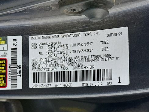 Used 2021 Toyota Tacoma TRD Sport w/ TRD Premium Sport Package image 12