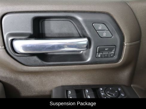 Used 2021 Chevrolet Silverado 2500 LTZ w/ LTZ Plus Package AWD/4WD image 19