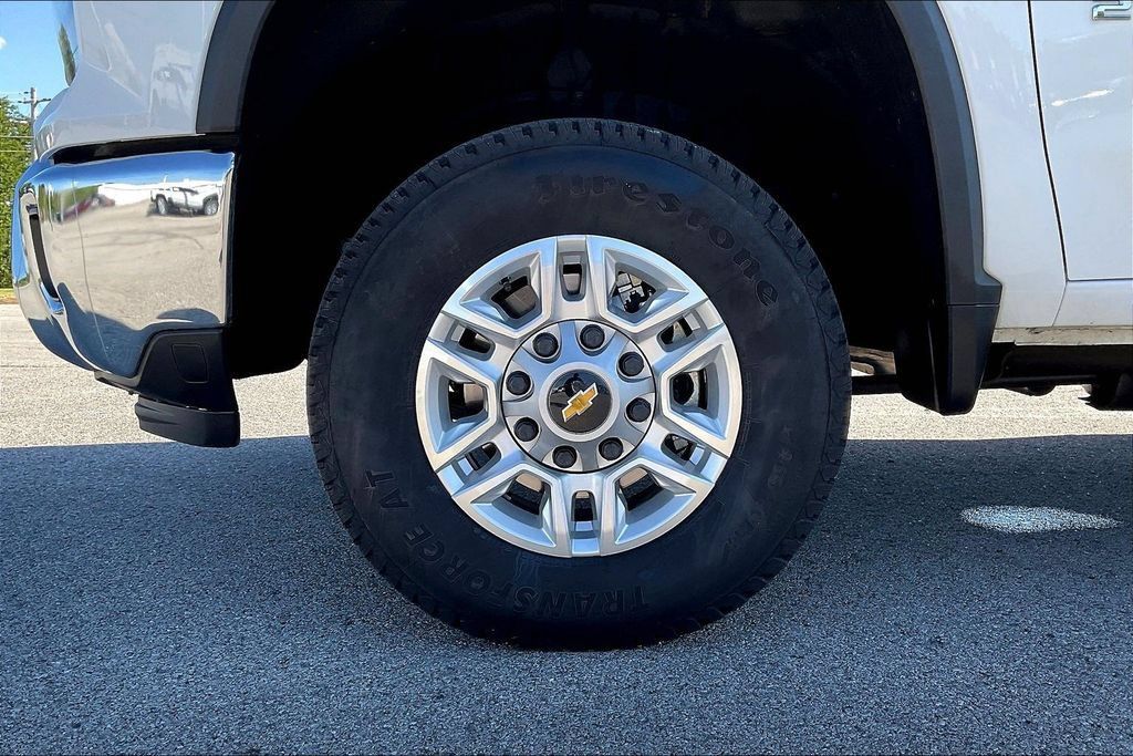 Used 2025 Chevrolet Silverado 2500 W/T RWD image 26