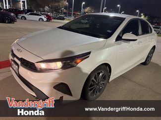 Used 2023 Kia Forte LXS video 1