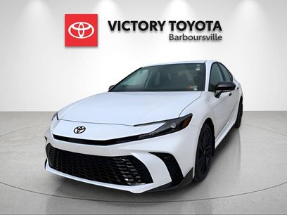 Used 2026 Toyota Camry Hybrid w/ Convenience Package