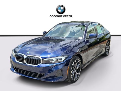 New 2026 BMW 330i Sedan w/ Convenience Package RWD image 2