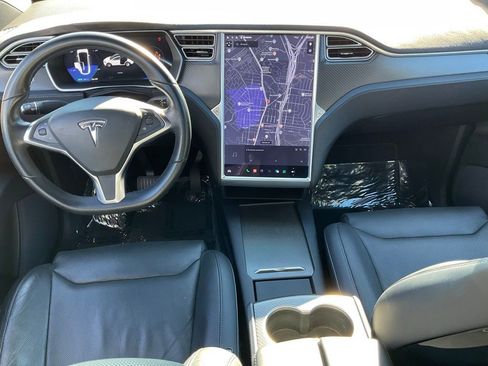 Used 2016 Tesla Model X 90D image 39