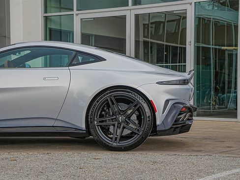 New 2026 Aston Martin V8 Vantage S image 12