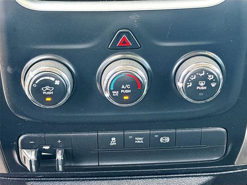 Used 2017 RAM 3500 SLT image 15