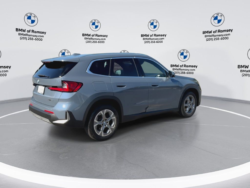 Used 2023 BMW X1 xDrive28i AWD/4WD image 8