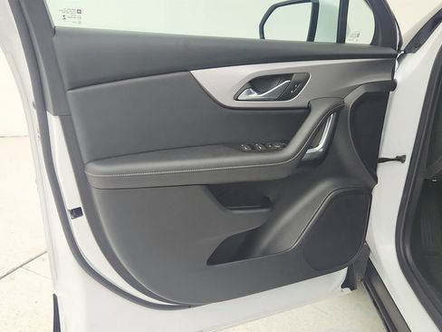 Certified 2025 Chevrolet Blazer LT FWD image 22