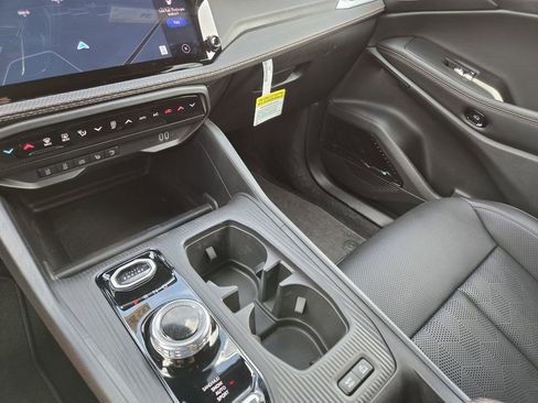 New 2026 Jeep Cherokee Overland AWD/4WD image 14