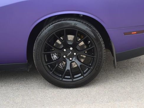 Used 2019 Dodge Challenger SRT Hellcat RWD image 25