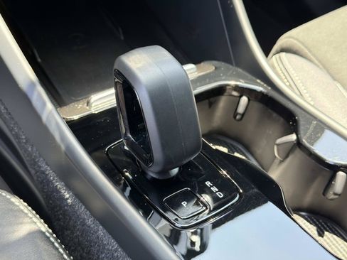 Certified 2023 Volvo XC40 Recharge Ultimate AWD/4WD image 14