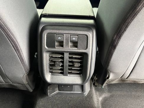 Used 2025 Ford Bronco 4-Door AWD/4WD image 27