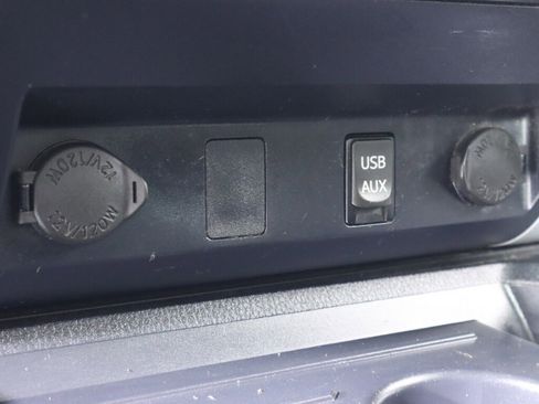 Used 2018 Toyota Tundra SR5 w/ TRD Off Road Package image 26