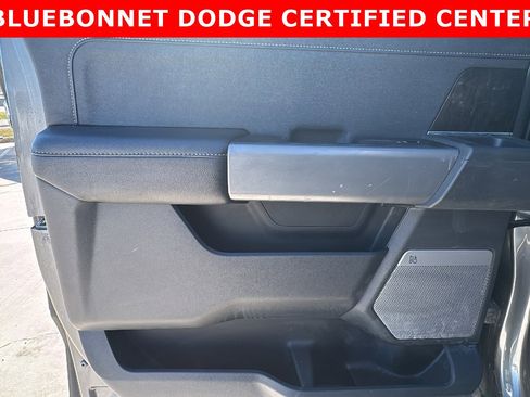 Used 2023 Ford F250 Lariat w/ Sport Appearance Package image 15