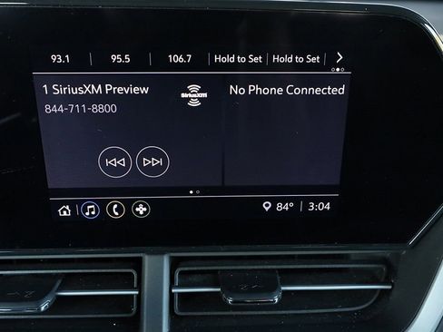 Used 2024 Chevrolet Trax LS image 21