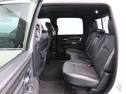 Used 2018 RAM 1500 Limited AWD/4WD image 11
