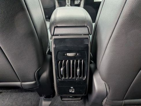 New 2026 Jeep Compass Latitude image 13