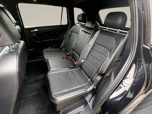 Used 2024 Volkswagen Tiguan SEL R-Line image 24