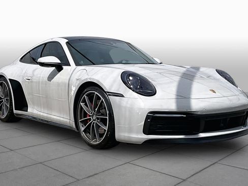 Used 2020 Porsche 911 Carrera S RWD image 2