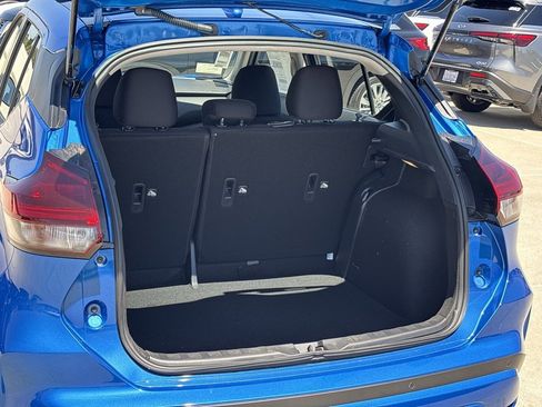 New 2025 Nissan Kicks S image 6