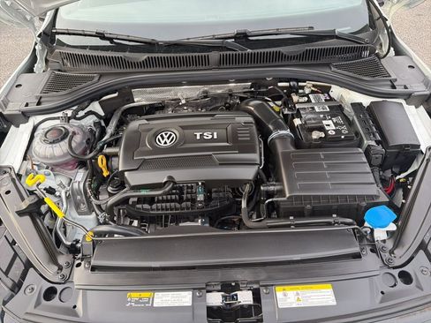 Used 2023 Volkswagen Jetta GLI Autobahn image 10