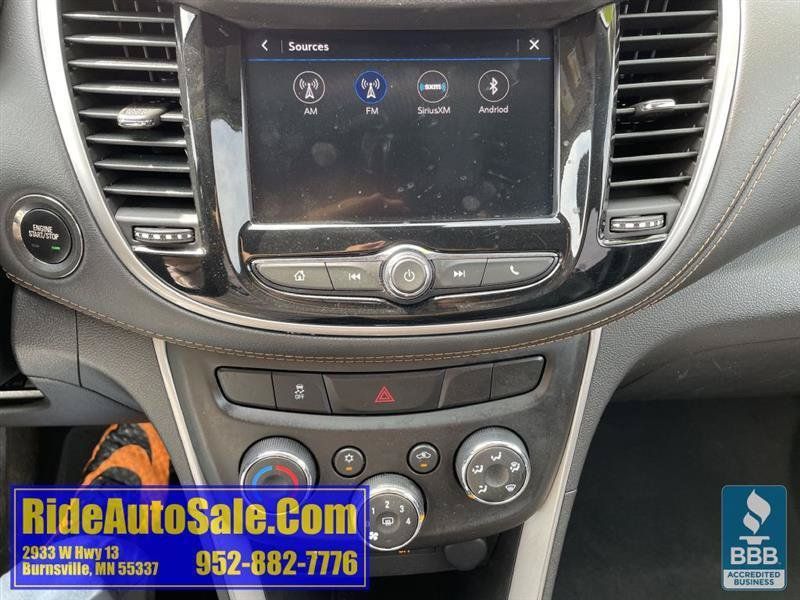 Used 2020 Chevrolet Trax LT w/ LT Convenience Package FWD image 19