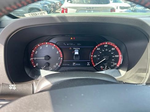 Certified 2025 Nissan Frontier PRO-4X w/ Interior Protection Package AWD/4WD image 16