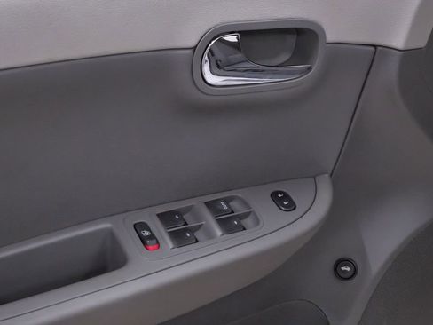 Used 2009 Chevrolet Malibu LT w/ Power Convenience Package FWD image 24