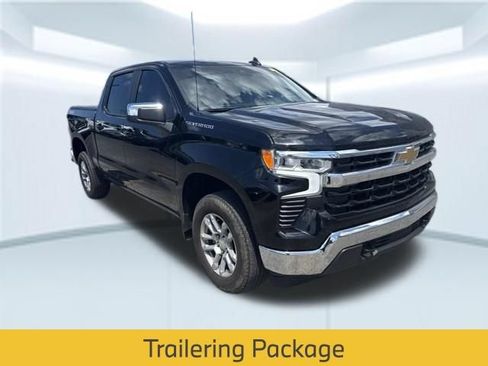 Used 2023 Chevrolet Silverado 1500 LT AWD/4WD image 4