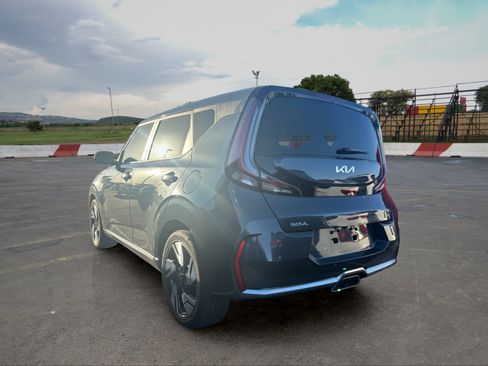 Used 2025 Kia Soul GT-Line w/ GT-Line Technology Package FWD image 4