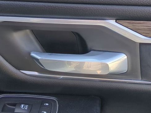 Used 2020 RAM 1500 Laramie image 38