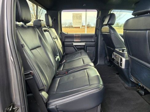 Certified 2022 Ford F250 Lariat w/ Snow Plow Prep Package image 6