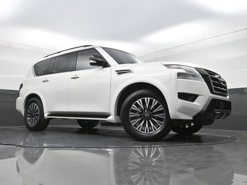 Used 2023 Nissan Armada SL w/ Midnight Edition Package RWD image 28