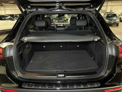 Certified 2025 Mercedes-Benz GLA 250 4MATIC image 16