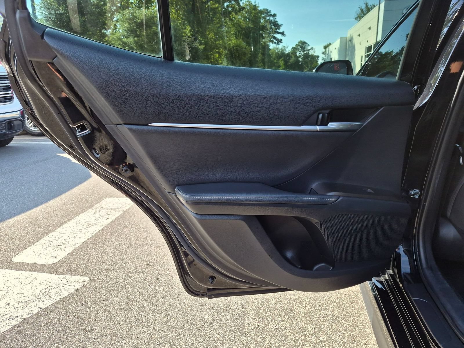 Used 2022 Toyota Camry XSE FWD image 26