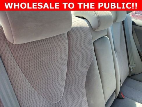 Used 2011 Toyota Camry LE w/ LE Extra-Value Pkg image 19