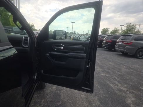 New 2026 RAM 1500 Big Horn AWD/4WD image 18