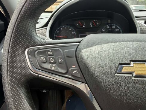 Used 2024 Chevrolet Malibu LT FWD image 11