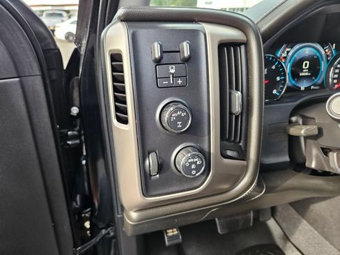 Used 2018 GMC Sierra 1500 Denali AWD/4WD image 25