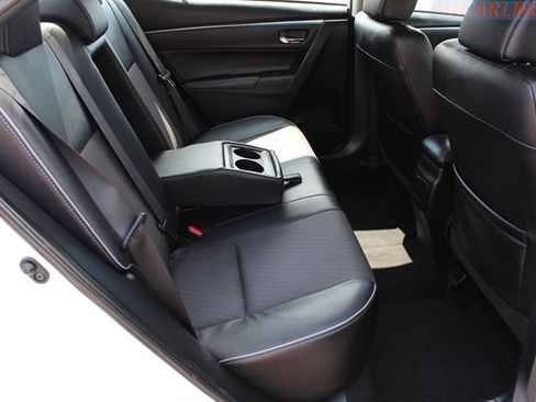 Used 2015 Toyota Corolla S FWD image 30