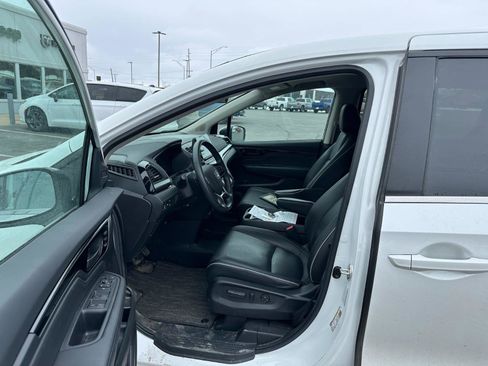 Used 2025 Honda Odyssey Touring image 7