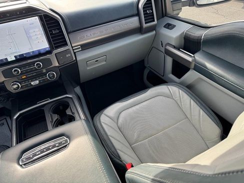 Used 2022 Ford F250 Limited w/ FX4 Off-Road Package image 15
