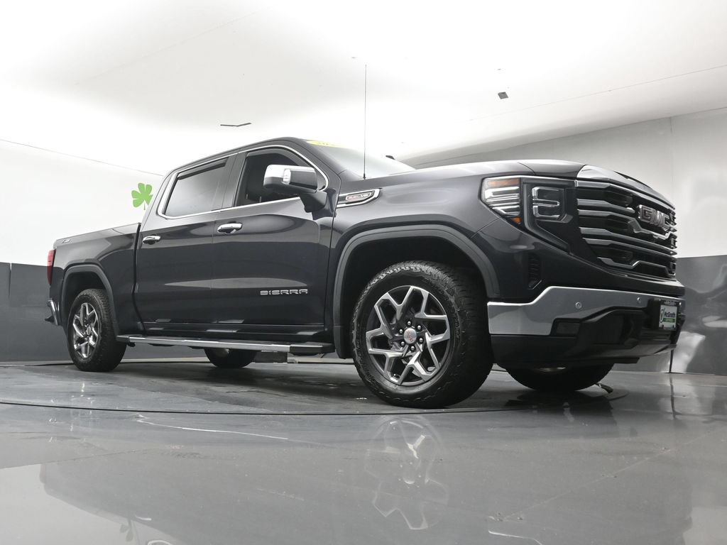 Used 2023 GMC Sierra 1500 SLT w/ SLT Premium Plus Package AWD/4WD image 27