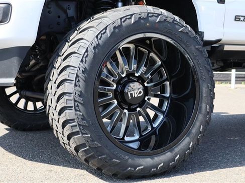 Used 2025 Ford F350 Platinum AWD/4WD image 14