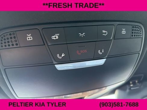 Used 2018 Mercedes-Benz C 300 C 300 image 23