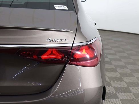 Used 2025 Mercedes-Benz E 450 4MATIC Sedan w/ Multicontour Seating Package image 19