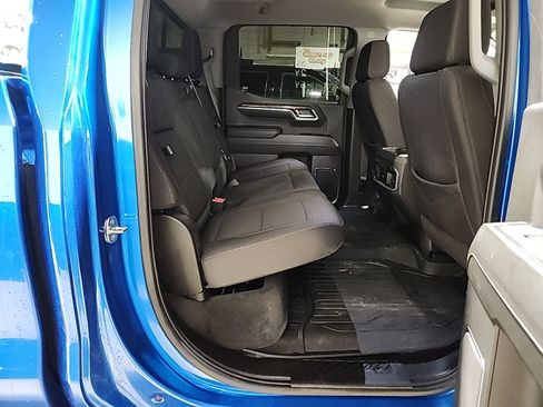 Used 2024 GMC Sierra 1500 Elevation w/ LPO, Elevation Black Package image 9