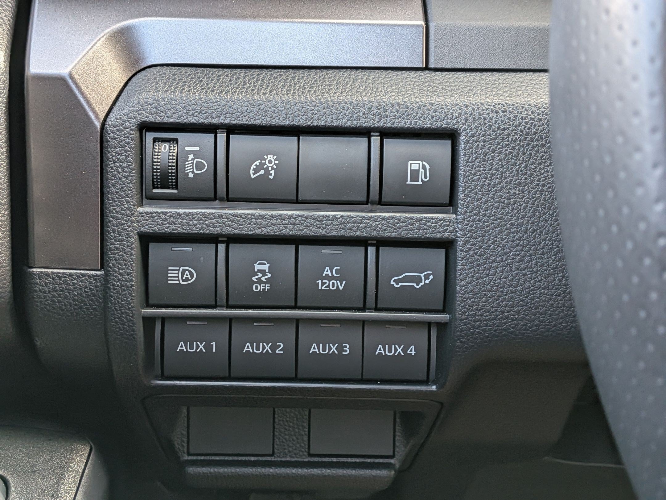 Used 2026 Toyota 4Runner TRD Off-Road Premium AWD/4WD image 18